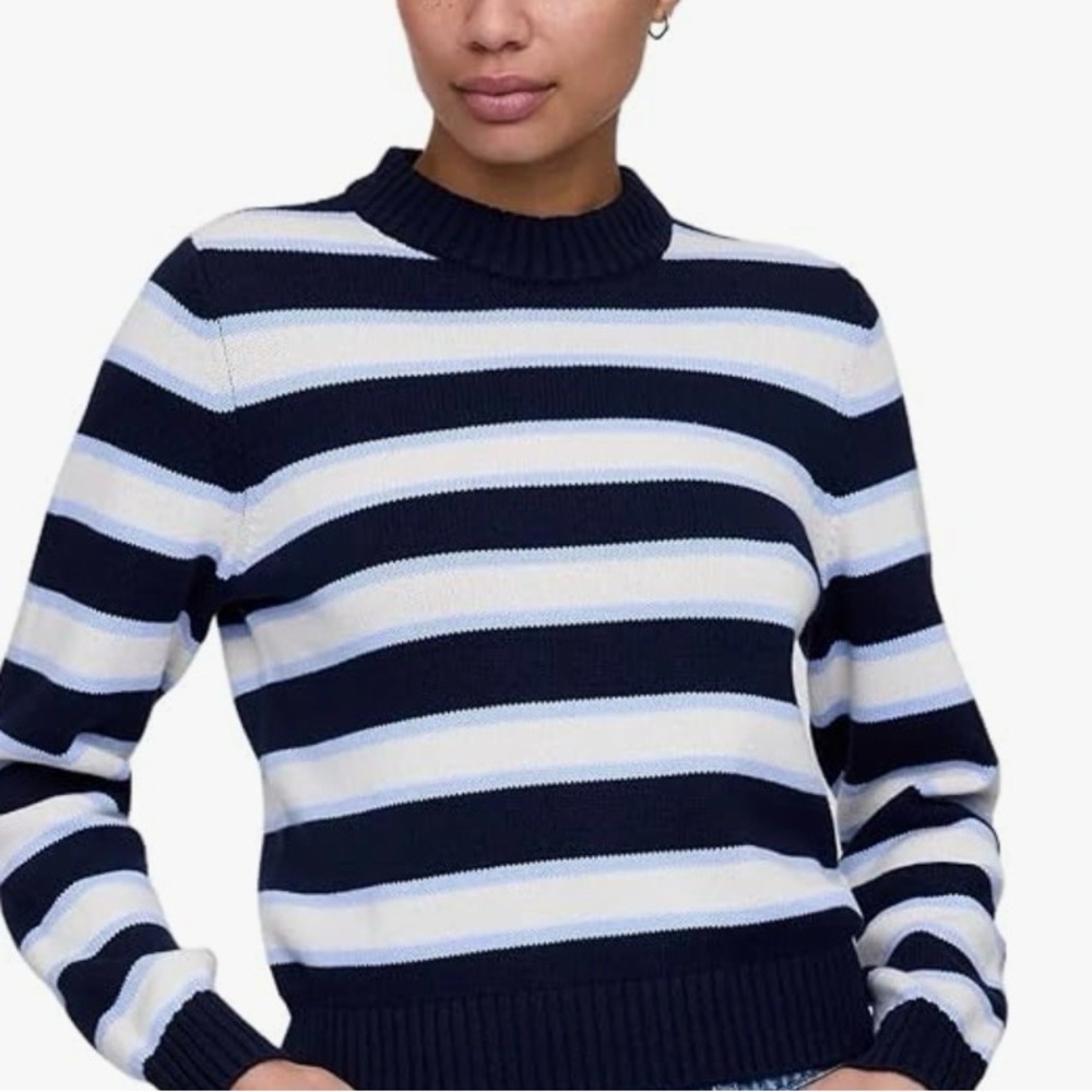 GAP Striped Navy and White Women's Sweater